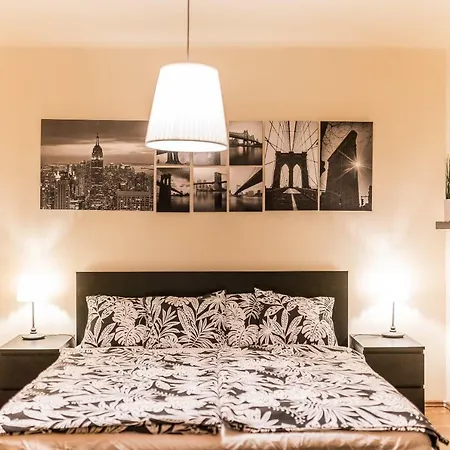公寓 Enzo Apartman 埃格尔